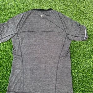 Men's Gray Athletic Lululemon shirt